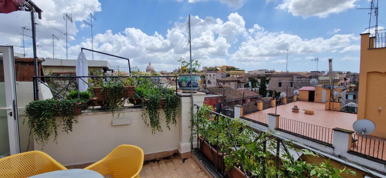 شقة Raffaello Terrace - Near Piazza Navona روما المظهر الخارجي الصورة